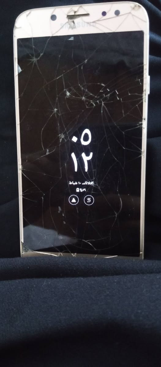 ياالله البيع موبيل جي سفن برو نضيف بس شاشه بيه كسور بس شغال وشرط تكنيك مال دراسه مال اطفال بصمه ذاكره 64 بسعر مناسب جداً ***********
