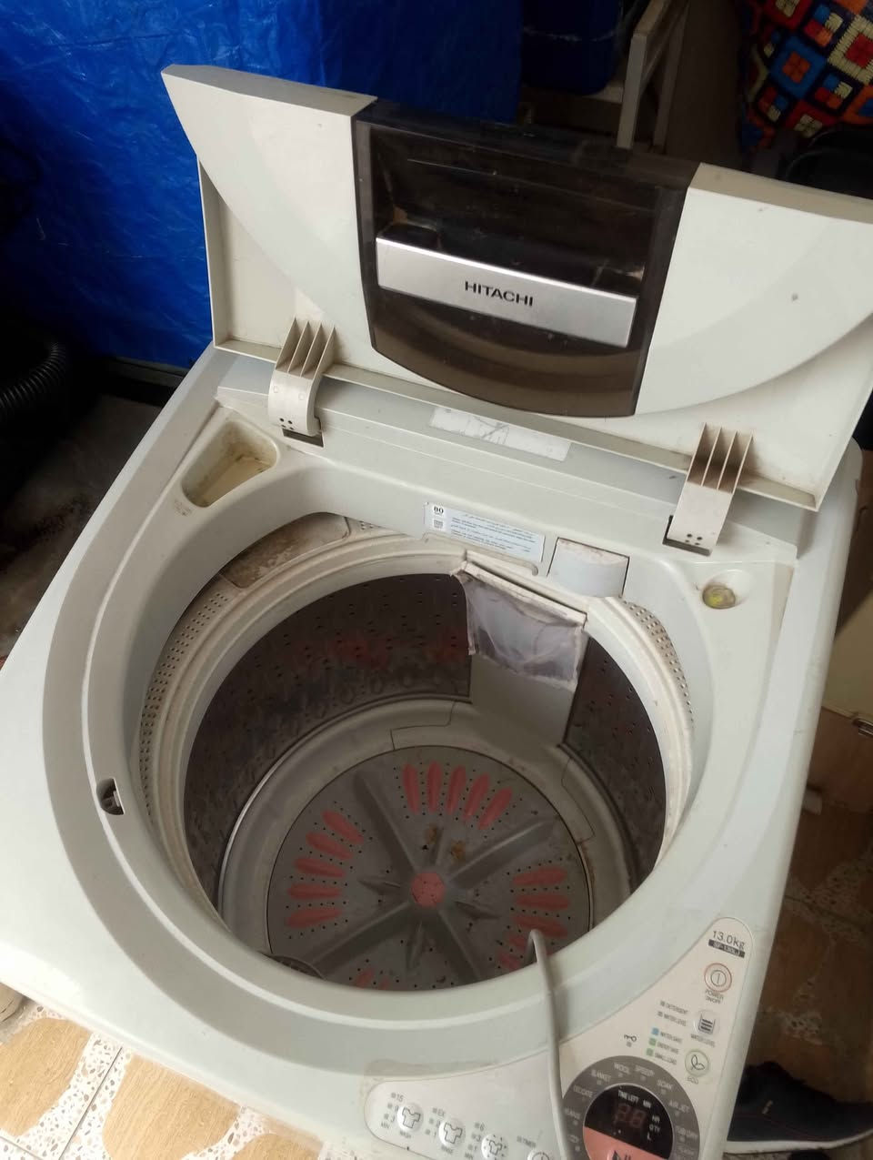 غسالەی هیتاشی 13 کیلۆ حەوز گەورە لۆ فرۆشتن  لۆ بەتانی و چەرچەف و جل و هەمو شت دەبی  ئیش کردنی بێ عەیبە بەس لەکاتی وشک کردنەوە دەنگێکی تێدایە نرخی 100 هەزار أربيل, العراق


**إذا كنت صاحب هذا الإعلان وتريد حذفه لأي سبب، رجاءا أرسل رسالة إلى الدعم الفني**