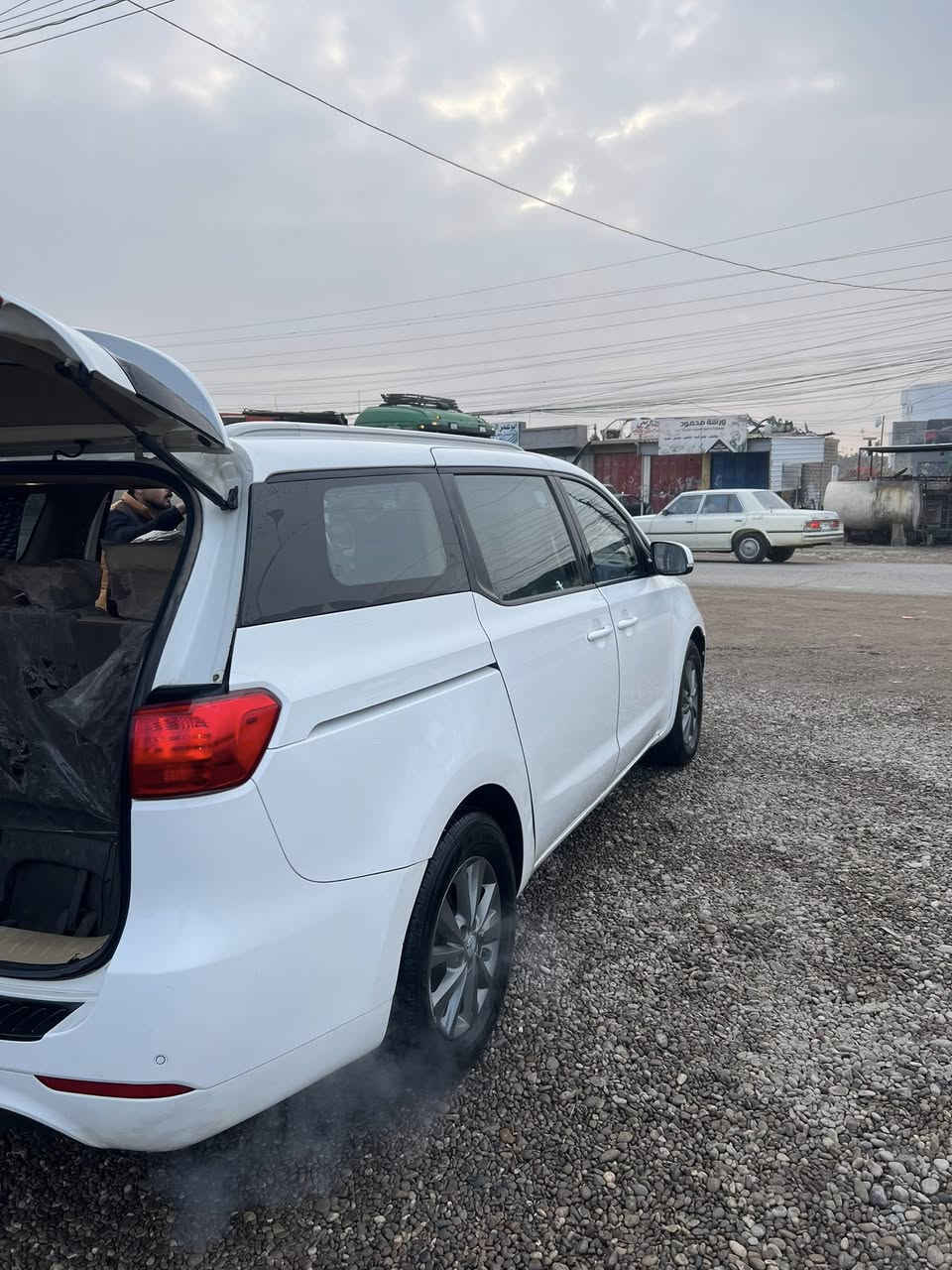 سلام عليكم. كيا سيدونا.2016
اربيل دولي ب اسمي. 
بردات عدد4 بلادي 

تحويل ثاني يوم 

 

Lx

  بوب كهرباء 

كشن تدفئ كهرباء

كير محرك  صدر 

تايرات طخم جديد. 

كتلوك الشركه ب سياره موجود 

 حادثها. ب اميركا. 

فقط بونيد بدون دواخل شرط 

 وبيها مكانين بارد فقط 

سياره عليها ادامه كامله. بقن. بلكات اصليه. هل يومين يصلن ان شاءالله ونشدهن. لان بيها دوانز شي قليل جدا  لان مو كل بلك ينشدلها وجنايه هاي سياره يعرفون الموضوع 

السعر. 185 وبيها مجال ل طيبين 

العنوان الشرقاط الجميله 

رقم الهاتف ***********

خوان الي ما عاجبه سعر وما يعرف بهاي سياره ولا جانيها لا يعلق تعليق سلبي او يكسر بحلال العالم هاذه رقمي. وتصل بيه وان شاء الله ما نقصر معاك
