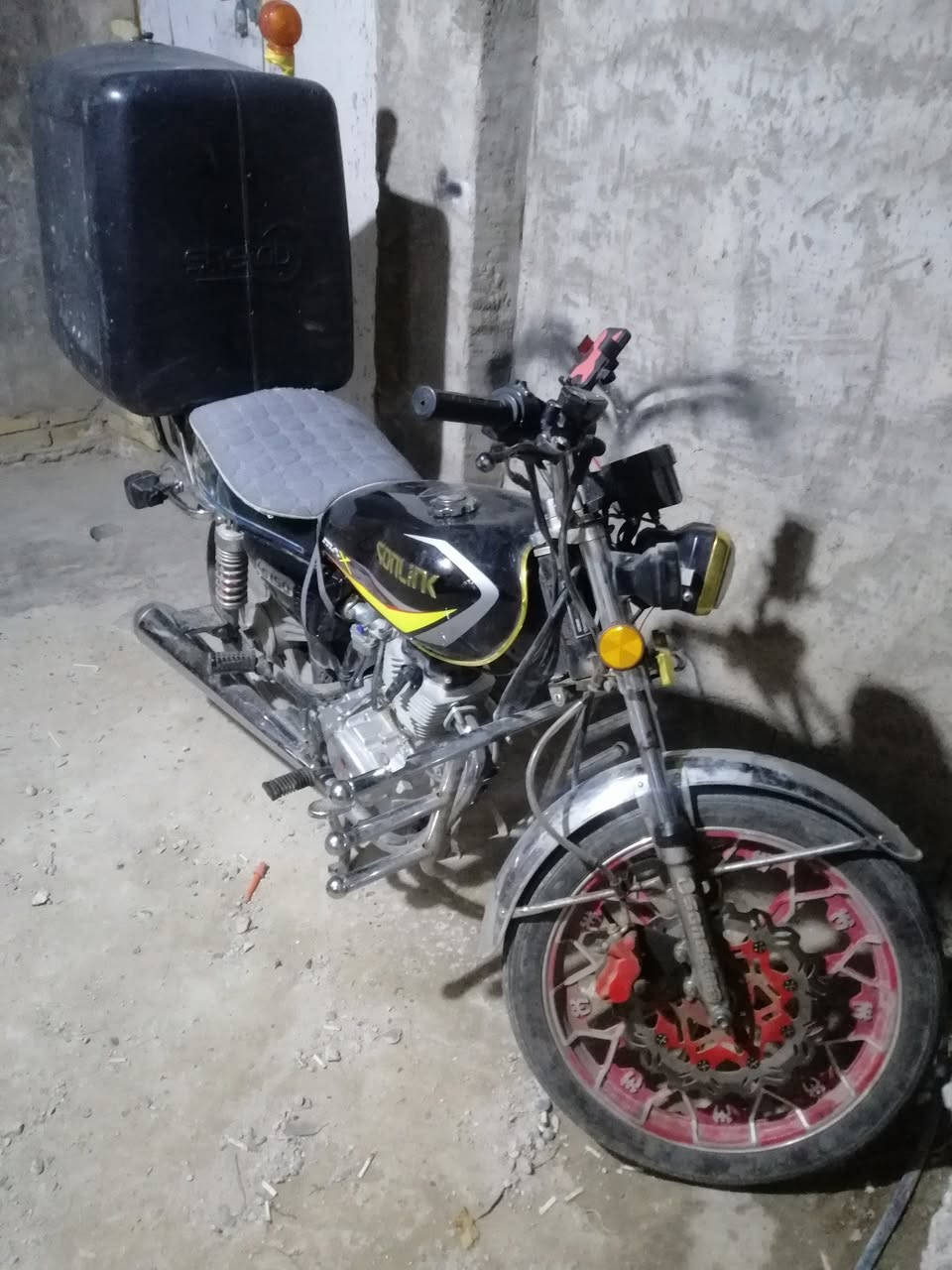 سلام عليكم من رخصة الادمن المحترم دراجه ٤كير تايرات جوبلس مكينه ناعمه ما مفتوه برغي موديل 24 نضام بصمه كهربائيات كلها شغاله سعره 600 وبيه مجال قليل العنوان الحسينية الراشديه *********** واتساب فقط ومتواجد عل فيس المو شراي لا يكسر بسعره
