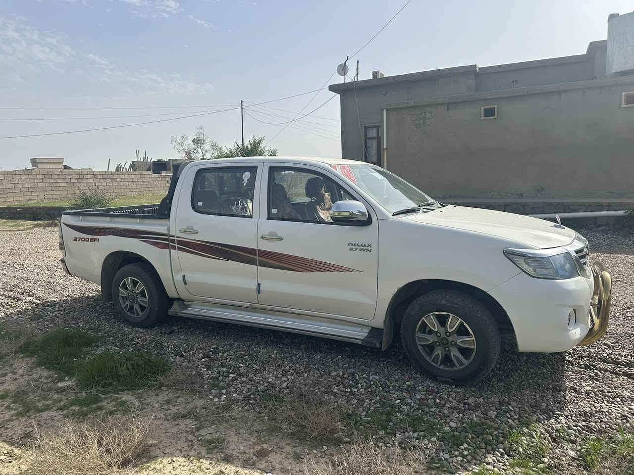 سلام عليكم
بكم عذاري 2012 سياره جاهزه مال جناي 
شاصي 12 
سياره ماشيه 105الف حقيقي 
السعر 200وبيه مجال
*********** 
***********
