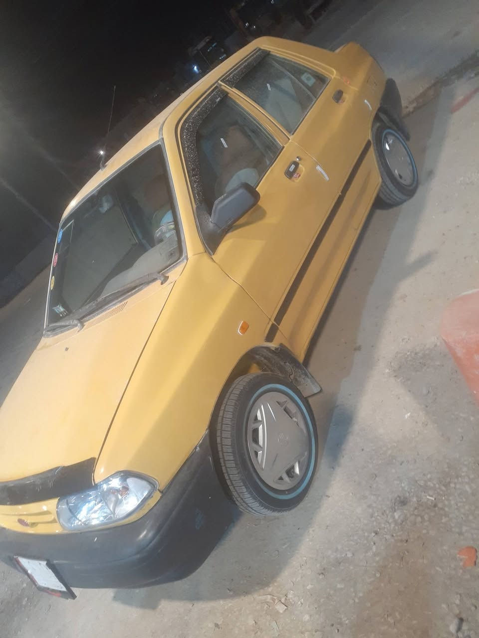 السلام عليكم سايبه للبيع موديل 2015 مصفره رقم كربلاء تخم تاير جديد حدادية حلوة مكينة حلوة شواصي حلوات كهربائيات شغاله مدوشمة السعر 32 وبيه مجال مكان السياره كربلاء طويريج رقم الهاتف ***********
