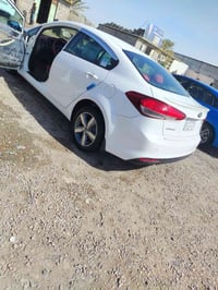 سياره سيراتو للبيع موديل 2018خليجيه مكفوله كفاه عامه  رقم بغداد  سعر 1...