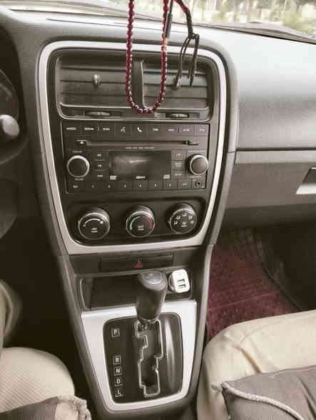 دۆج کالیبەر 2010 ڕەقەم سلێمانی یەک 1پارچەبۆیاخ دەرگای دواوە  تەبرید گێڕ بەشەرت  سوویچ کۆنتڕۆڵ چوارجام کارەبای مەکینە 2.0  چوارتایەی لۆک مانگێکە بۆی بەستراوە  تەحویل و غەرامە بەشەرت کەم مەسرەف مەکینە 4چواربستۆن سەیارەیەکی عایلی جوان  نرخی 75گەڵاو مەعمەلە

شوێن قەزای شارەزوور ژ.م *********** السليمانية
