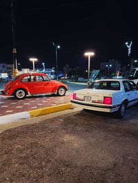 تحيه طيبه وين ليدور سياره جديده اولدز موديل ٩٠ بدون صبغ بدون ضرر سياره...