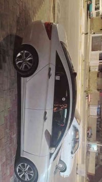 سوناته ٢٠١٠ • محدث ٢٠١١ • محرك ٢٤٠٠