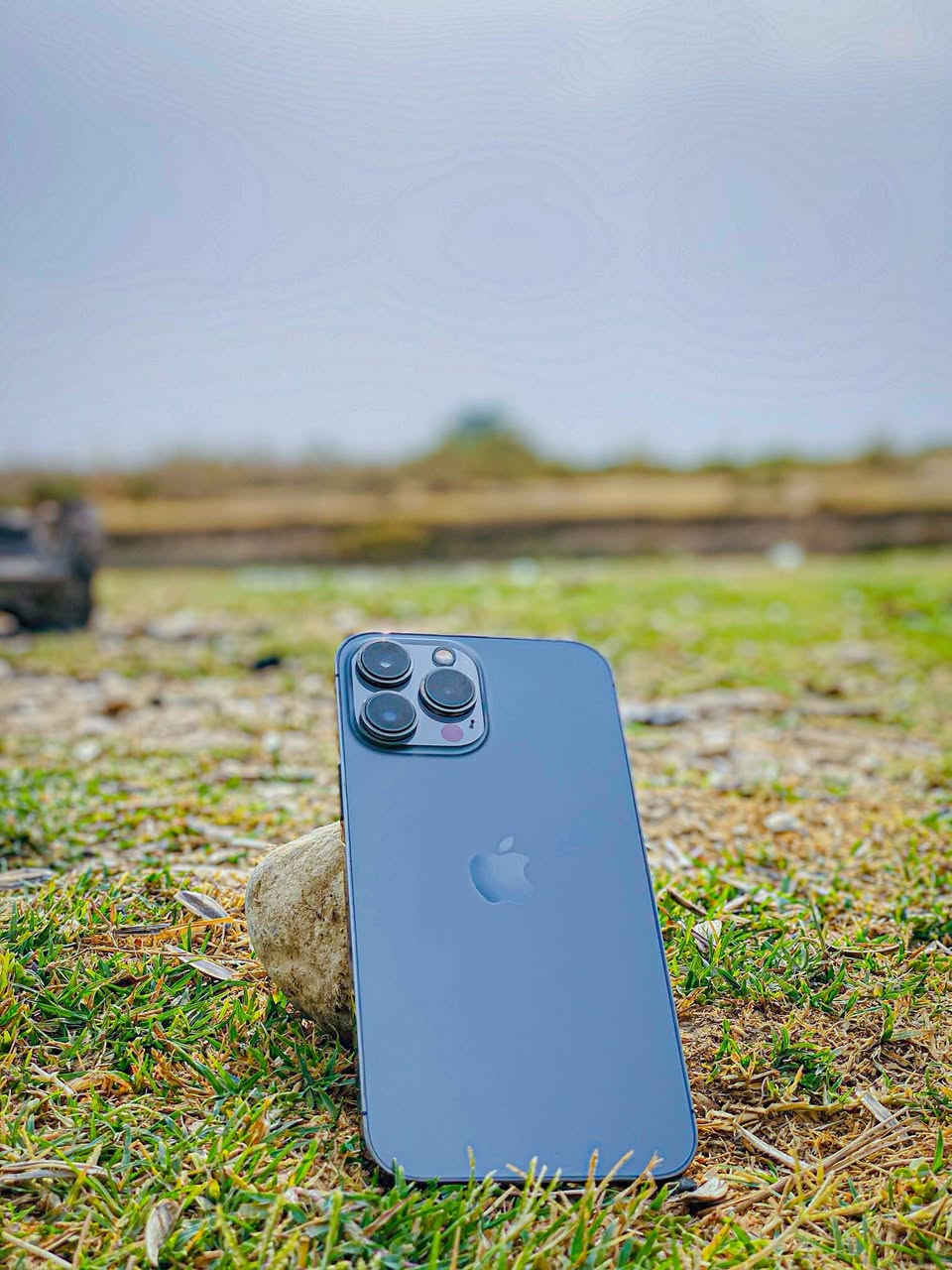 السلام عليكم ايفون 13برو ماكس بلادي حيل نضيف  .
شرط مامفتوح .
ذاكره 256 .
بطاريه 81بلادي .
نموذج M .
مكاني الحويجه عباسي قريه النمله .
الاستفسار الاتصال ع الرقم *********** 📞
