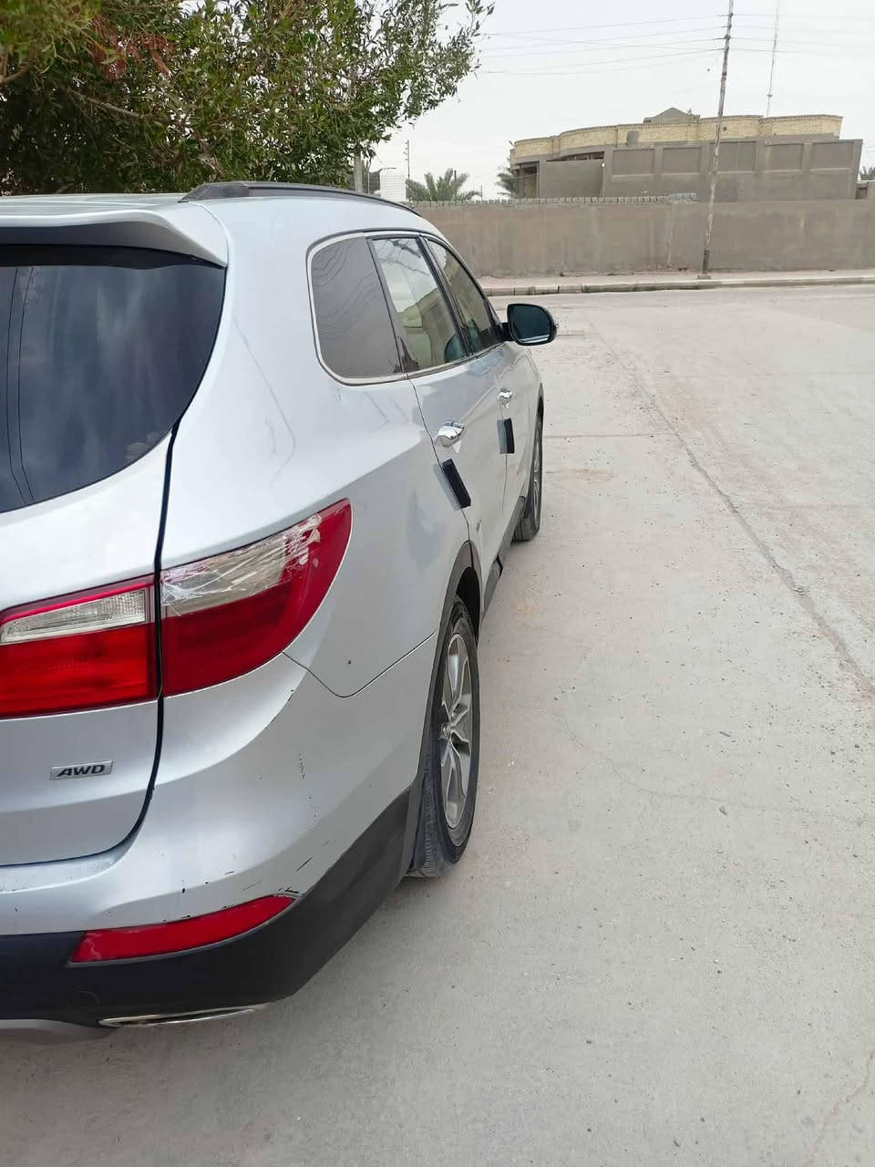 للبيع // سنتافي كراند 2013 مواصفات Limited وارد أمريكي بيها تبديل بنيد محرك 6 سلندر سبعه راكب  كشنات ملكي وايضاً جلد وكهربائي تدفئة تبريد اشاير بالمري رادارات جانبيه حساسات خلفيه جنطه كهرباء بردات خلفيه
رقم بغداد بأسمي السعر 135 وبيها مجال.  ***********
