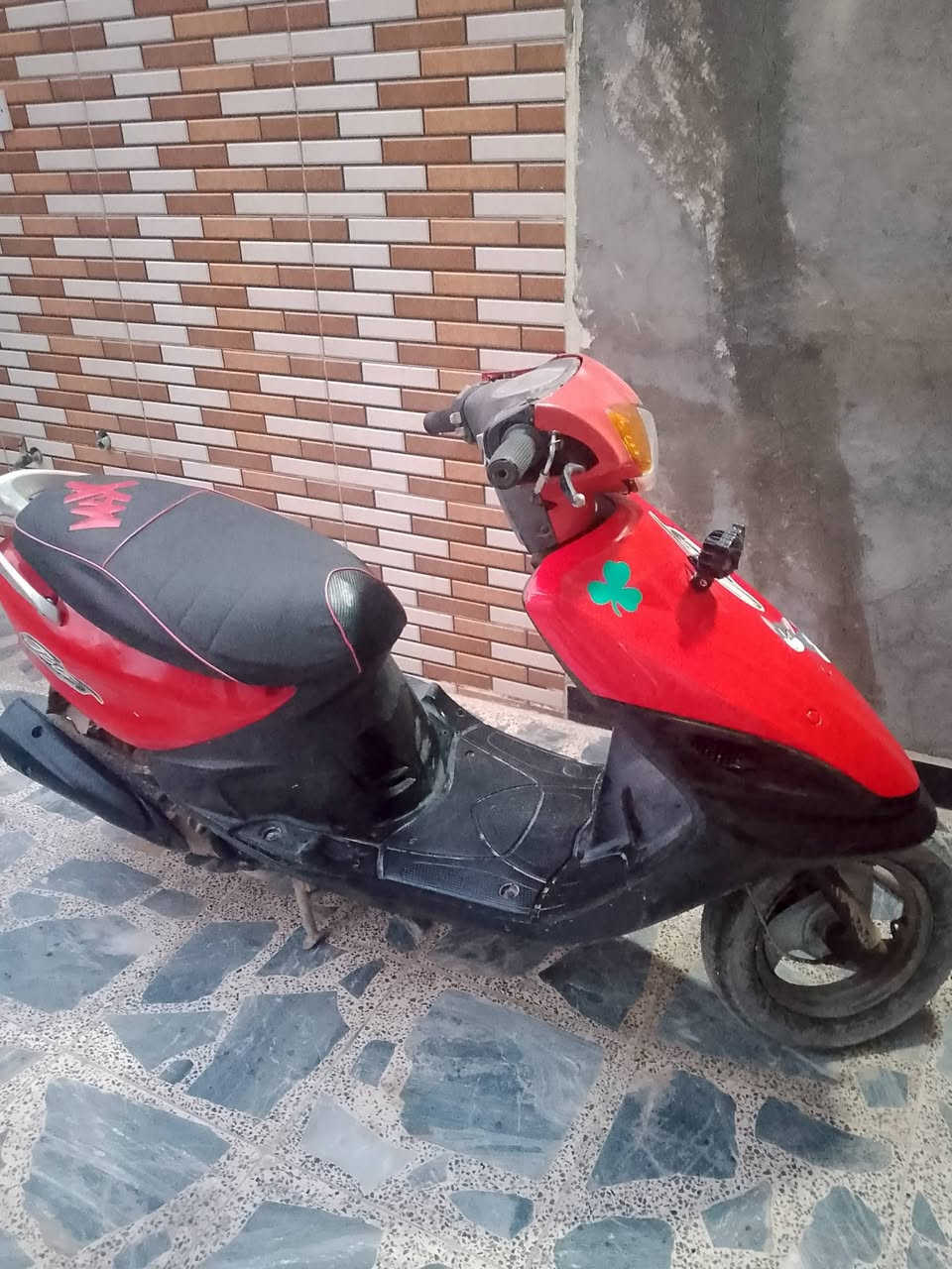 دراجه قجمه للبيع احلى من الصوره وشرط هندر واحد سعر 350الف
***********
