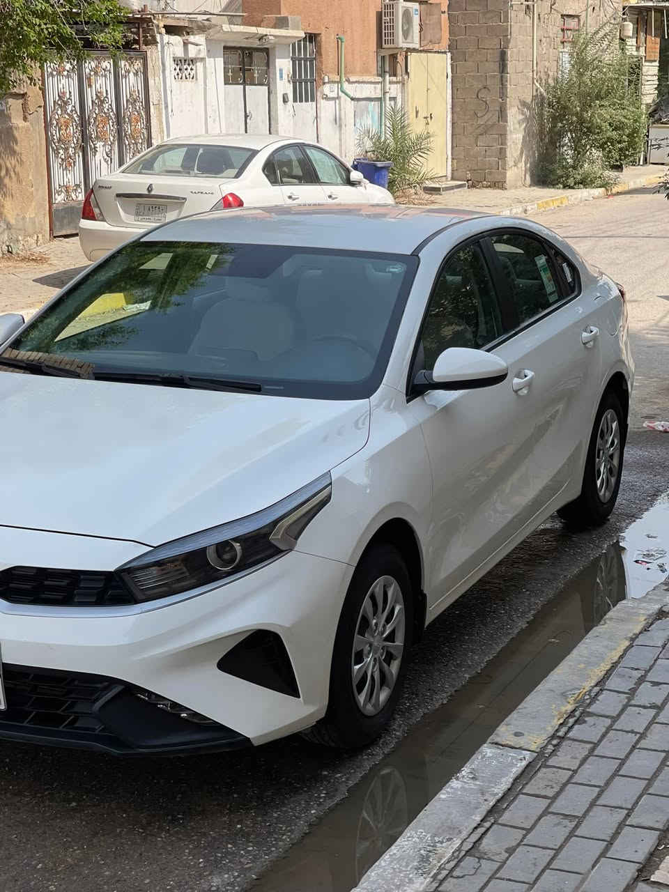 كفاله عامه مجرد ملاحضات بسيطه بلبدي 
دحجه بلجاملغ الخلفي من جهه الصدر وزلغ بلبايسكل بلجامغ الامامي من جهه الصدر ودحجه ما تبين ابد بلباب جوه كلش ماشيه 59 السياره جاهزه 
السعر165وبيها مجال 
للتواصل واتساب ***********
