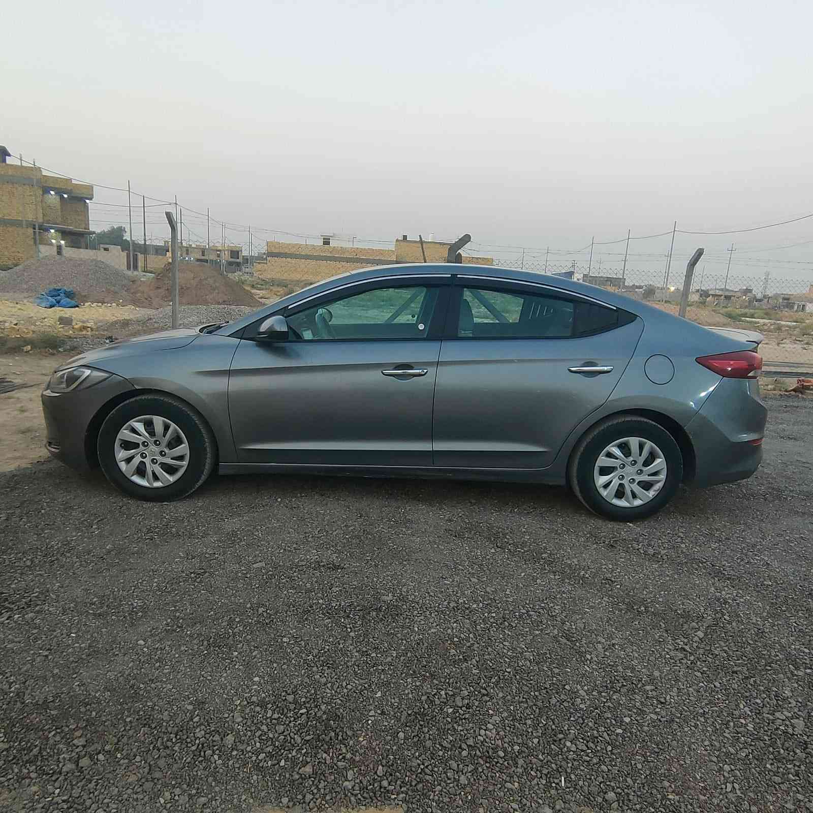 النترا 2017
وارد امريكي مكينه 2000 دوش
كير ايتي
مدوشمه ارضيات وكشنات
السياره خير من الله ماناقصها شي وهواي بعد بيها تفاصيل 
حادثه فقط خشم البنيد 
السعر 120 وبيها مجال قليل
للستفسار الاتصال ***********
