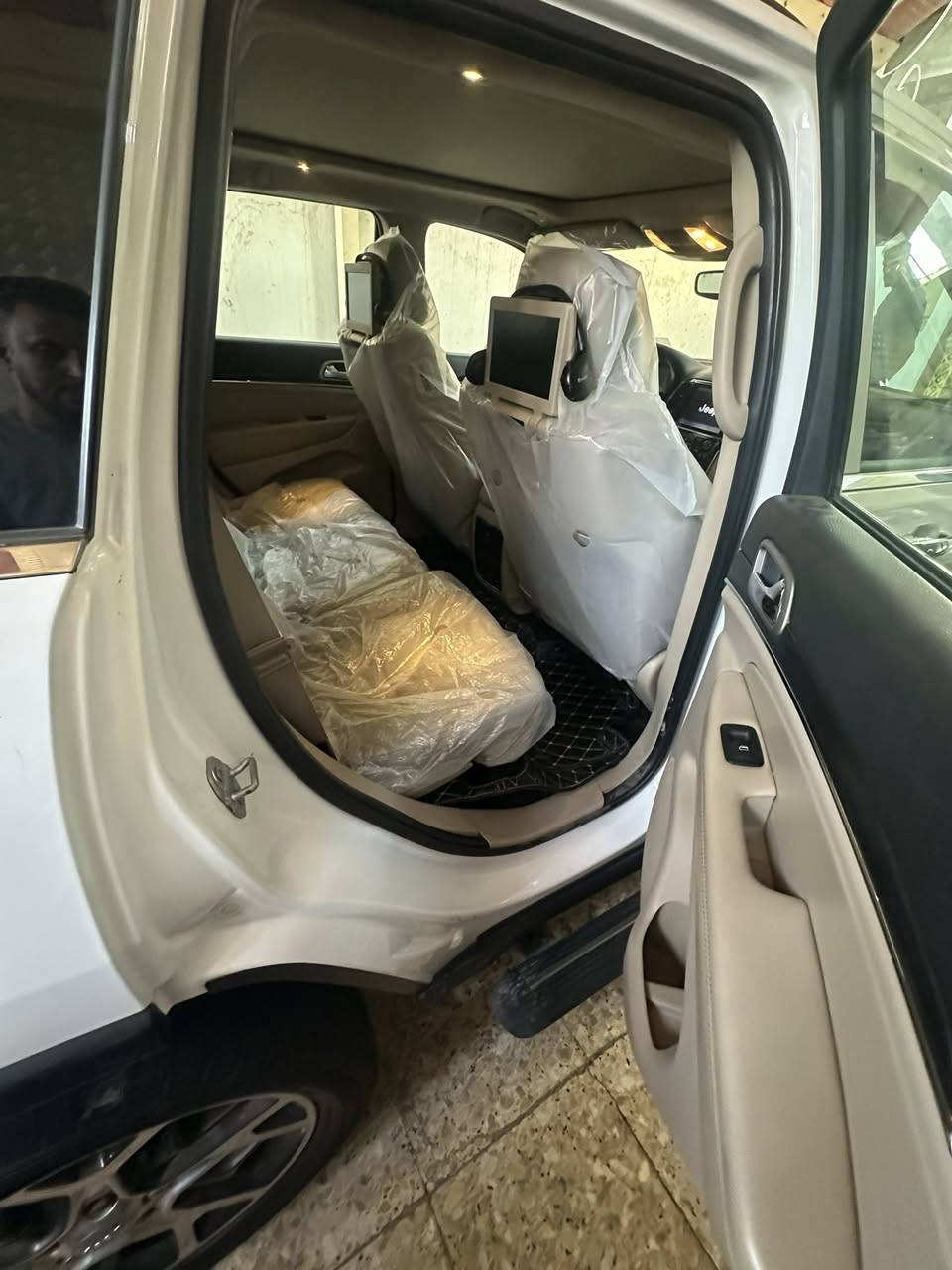 سلام عليكم جيب خليجي فول الفول مكفوله عدصبغ  دعاميا وشويا بل بنيد  سونار موجود عنوان بغداد مدينة الصدر *********** (***********
