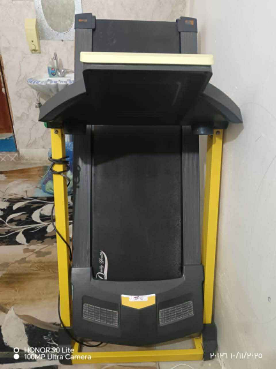 جهاز جري للبيع استعمال قليل يتحمل وزن 100كيلو فما دون سعره 350 الف وبي مجال قليل العنوان طويريج حي الجمعية للاتصال *********** كربلاء, العراق
