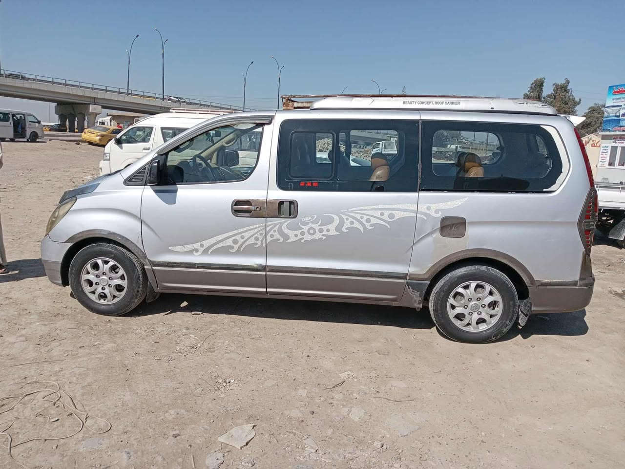 سلام عليكم ستاركس للبيع موديل 2009 بسمي المكينه تبخر العنوان جسر ديالى قرب فلكه  المدائن 
***********
