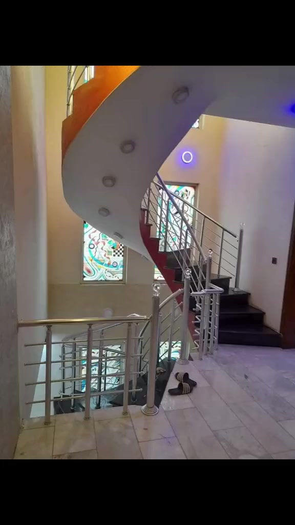 شركه تنظيف المنازل
تعلن عن تنضيفها بيت في شارع فلسطين 

كادر مختص بلتنظيف للحجز والاستفسار 

الاتصال عبر واتساب ***********
