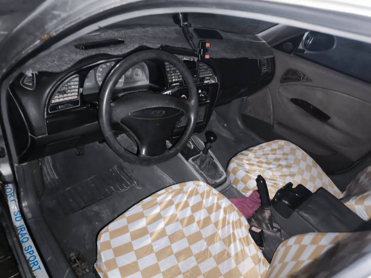 سلام عليكم دايو رقم نجف انجليزي موديل 2000 بيع او مراوس  مكفوله من كص وضربه وتبديل حداديه تخم تاير مكينه وكير عدى الجيلاتين مصبوغه جماليه وحالين بيها جيلاتين السعر 40 وبيها مجال مكان نجف الرضويه ***********
