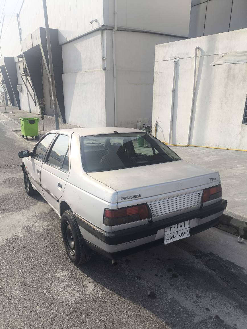 بیجۆ ٢٠٠٩ ئەکسل
ڕەقەم سلێمانی مانگی یەکی ٢٠٢٤ سەنەوی بەسەر چووە 
پێش و دوای حەفتەیەکە داگیراوە
 مەکینەی حەفتەیەکە تەشفیت کراوە 
ڕۆنی تازە گۆراوە 
کلاج و عەینەی حەفتەیەکە گۆڕدڕاوە 
وەک دەعمیش بەس پێشی سایەق پێوەیەتی 
هەر چوار تایەکەی لۆکە 
گێڕی ٢-٣ کەی کە لەسەرەو خوارکە 
دێی تە خوارەوە فڕێی ئەداتەوە 
وەک بۆیاخ پارچەکانی هیچی بۆیاخ نین بەڵام کاڵ بونەوەی هەیە 
گێچ و داشبڵو وایەر مەنی زۆر مەزبووتە تەبردی گەرمی زۆر مەزبووتە 
تەحویل و غەرامەو بڕاوە بەشەرت 
سەعری ٢٩ گەڵاو مەجالێکی کەم
سەیارەی من نیە تەلەفوون بۆ خاوەنەکەی بکەن 
*********** السليمانية, العراق
