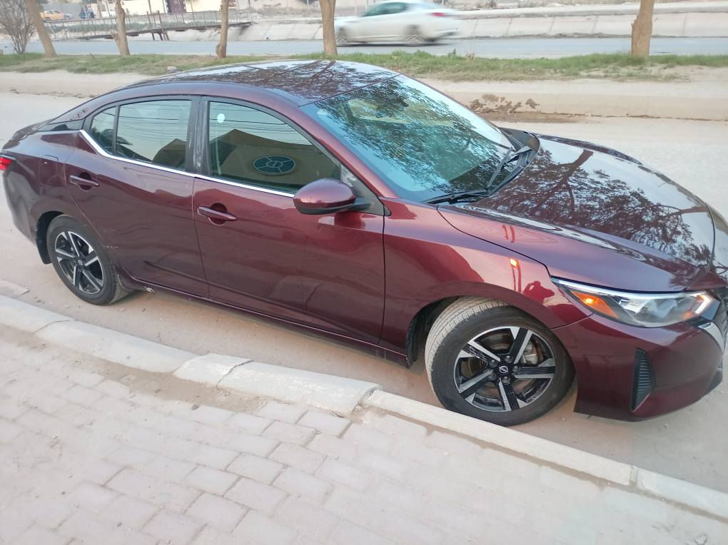 السلام عليكم
 نيسان سنترا موديل 24 للبيع
حادثه جاملغ وباب السكن مبدلات وبيه تعديل  بارد بالدوسه ومصبوغه على كد شبر بدون  شواصي بدون داخل سياره دخول جديد باقي السياره مكفول تجي تفحص سونار كير مكينه مكفولات السياره ماشيه 12200 ميل  السياره باسمي تحويل ثاني يوم تترقم اي محافظه
اريباك طاك دركه وسترين وبردة
مواصفات السياره
رادار امامي
رادار خلفي نقطه عمياء
اوتو ستوب شاشه كامره دواره
حساسات خلفيه
كشن هيتر
تدفئة ستيرن
سعر السياره 138 وبيه مجال مكان السياره كربلاء الهنديه للتواصل *********** كربلاء, العراق
