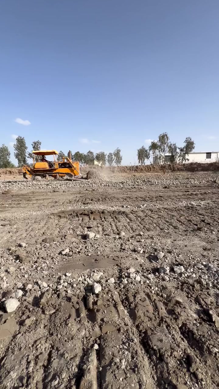 السلام وعليكم
بلدوزر للبيع موديل82 حجم65
ارقم وسنويه بغداد
محرك كير تركم مكفوله
جازه للعمل
***********
