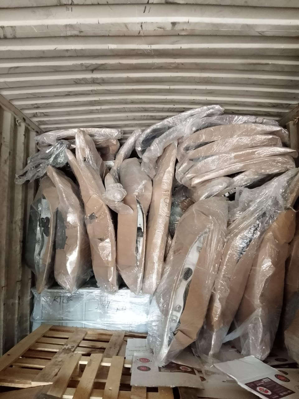 تعلان محلات عليRT  عن وصول اغراض جديد جديد جديد ومستعمل  جيب جارجر اوبامأ جالنجر  دورنكو  
من موديل  2011 الى موديل 2025 
العنوان بغداد كسره وعطش 
الشارع الثالث شارع عالم البراغي 
الاتصال ***********
الاتصال ***********
