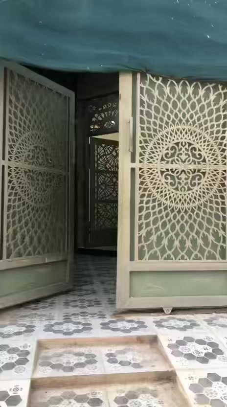 دار للبيع تكريت الديوم منطقه 3000 الف مساحه 100 متر شارع 10 البيت جديد قريب من السايدين مال المكاتب 

‭0772 305 3973‬#للجميع
