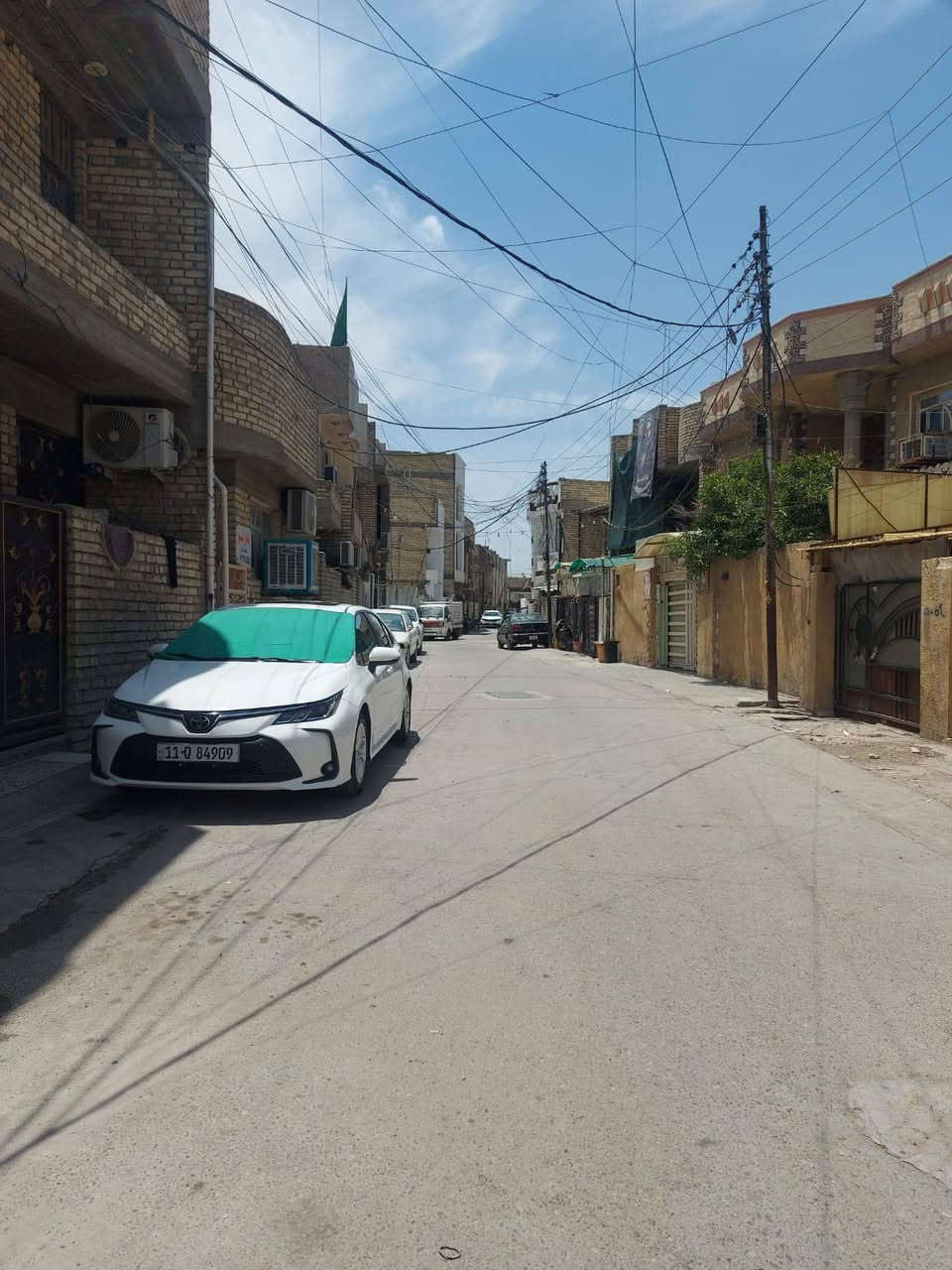 🏠 دار سكن للبيع
📍 الموقع: الخطيب، قريب من مركز شرطة الخطيب وقريب من أسواق سنتر الخطيب.

🔹 مساحة الدار: 50 متر مربع
🔹 الواجهة: 5 متر
🔹 سند زراعي (سند 25)
🔹 موقع قريب من الخدمات والأسواق والمدارس.

الدار جاهز للسكن ومناسب للعائلة، وموقعه حيوي وقريب من جميع الاحتياجات اليومية. 

للاستفسار والمعاينة يرجى التواصل على الخاص أو الاتصال على الرقم: ........(((***********)))وبي وتساب  السعر 90 وبي مجال
