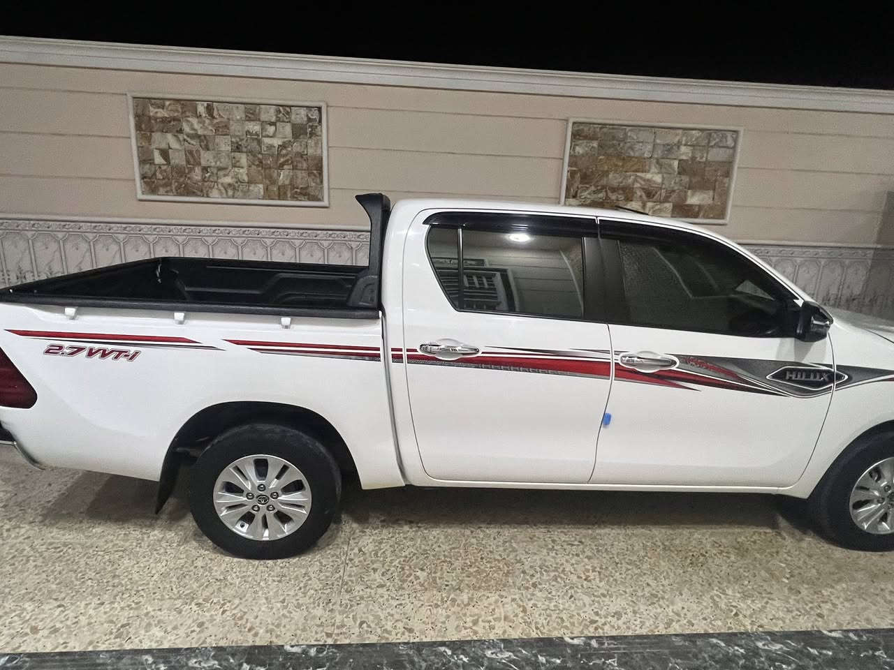 سلام عليكم ورحمة الله وبركاته
البيع هايلوكس بيكم ناصي موديل 24 
شركة ساز مكفوله كفاله عامه من شخط ذبانه 
سياره مدوشمه من كلشي سياره نضيفه وحلوه مال 
   
 جناي شرطً سبيره ما نازل رقم بصره سعر 280ً وبيه مجال مكاني البصره سفوان رقم الهاتف ***********
