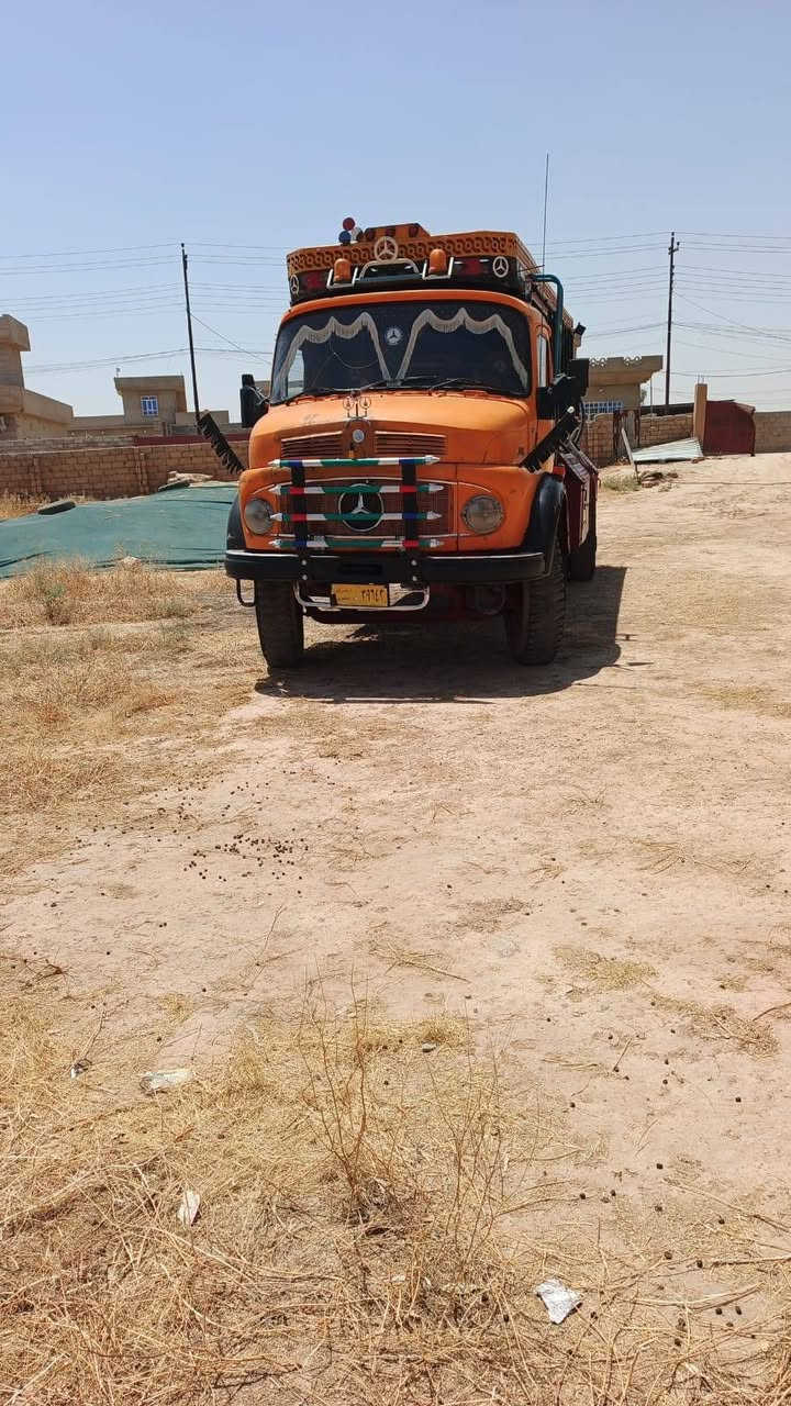 ابو اردين للبيع مكنسه سته طن المكان الموصل اسعر اتصال على ***********
