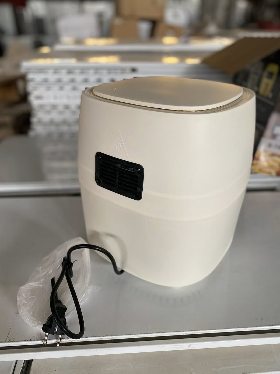 قلاية سلفر كريست الماني
أسود وأبيض متوفر
قطعة وحدة متوفرة بكل الألوان


**إذا كنت صاحب هذا الإعلان وتريد حذفه لأي سبب، رجاءا أرسل رسالة إلى الدعم الفني**