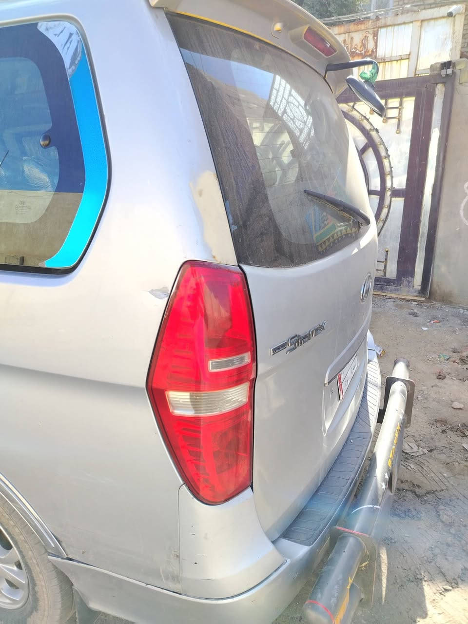 ستاركس ٨اصل مسكر كير عادي ٧نمر بصره مكفوله من ضربه وعيب شرعي سعره ١٣٠ وبيه حك جي سياره موجودة فى شطره ***********
