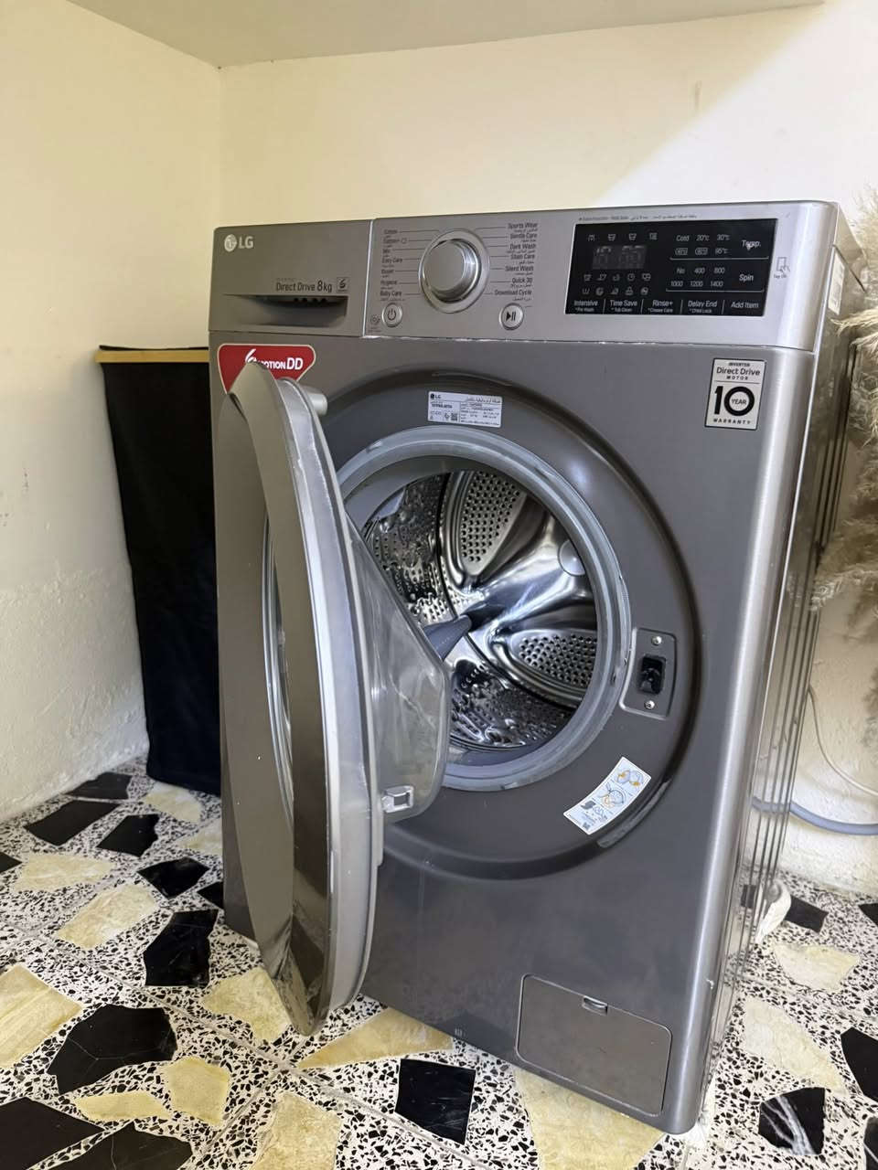 غسالهLGللبيع فول اوتوماتيك 8كيلو سعرها 250الاتصال عل هاذا الرقم ***********
