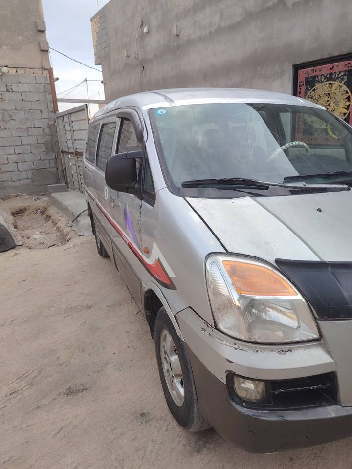 سلام عليكم ستاركس للبيع موديل ٧ مسكر سبلاين كير مكينة كفالة تبريد تدفئة شغال حدادية اكسل كاردن جديد تخم تاير جديد السعر 80 وبينة مجال الاستفسار عن باقي معلومات السيارة اتصلي علية واوضحلك متوفر شريحة واتساب *********** البصرة, العراق
