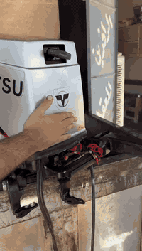 السلام عليكم ….مكينه 50توهاتسو سلف وحبل
محرك مفتوح مبدل بساتم والكير شرط شركه مكينه
حلوه وناعمه وشرط الشغل ..السعر …14ورقه وبي مجال 

***********
