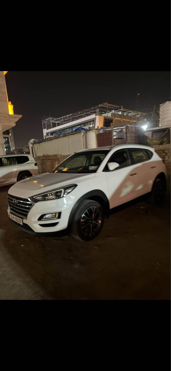 السلام عليكم عندي سيارة :
توسان موديل 2020 خليجي رقم بصرة جديد فول مواصفات ماعدا البانوراما السيارة بيها حساسات امامي خلفي كشنات جلد كهرباء السايق والراكب مراية شفط 
شاشة ابل كار بلي وثلاث انظمة قيادة السيارة استخدام شخصي تاخذها ما تصرف عليها دينار
مبدل بيها  باب امامي وخلفي ( جهه  الركاب ) تبديل مكفول جديد  خليحي مطابق اللون وصبغ جاملغ خلفي  ( جزء قليل من الجاملغ ) ماشية 69الف كيلومتر السيارة محركها جديد تبريد ثلج سعرها 185 وبيها مجال ان شاء الله.ورقمي *********** البصرة, العراق
