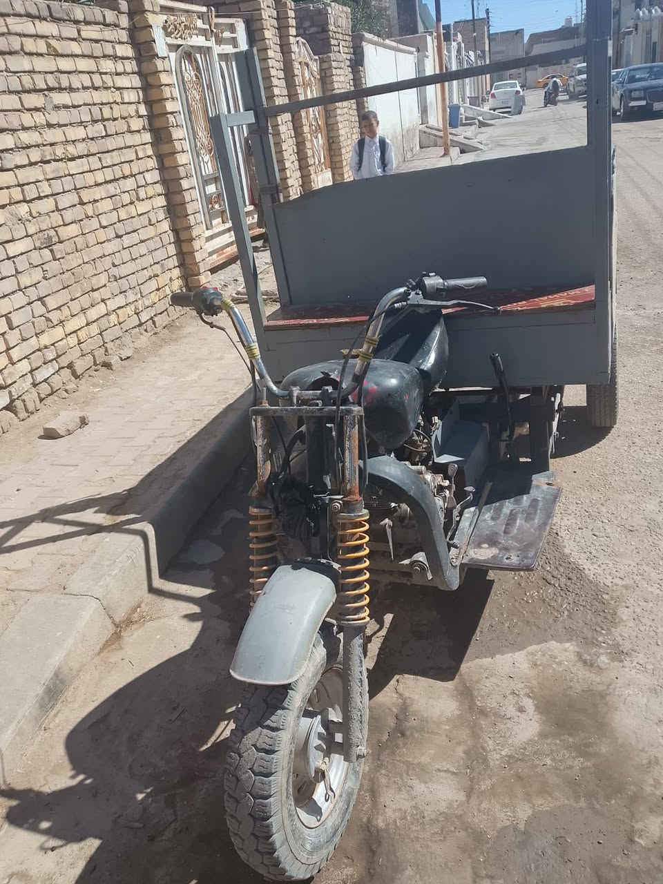 ستوته سلطان بدون وراق ب600وبيها مجال قليل مكلف بنشر  ***********
