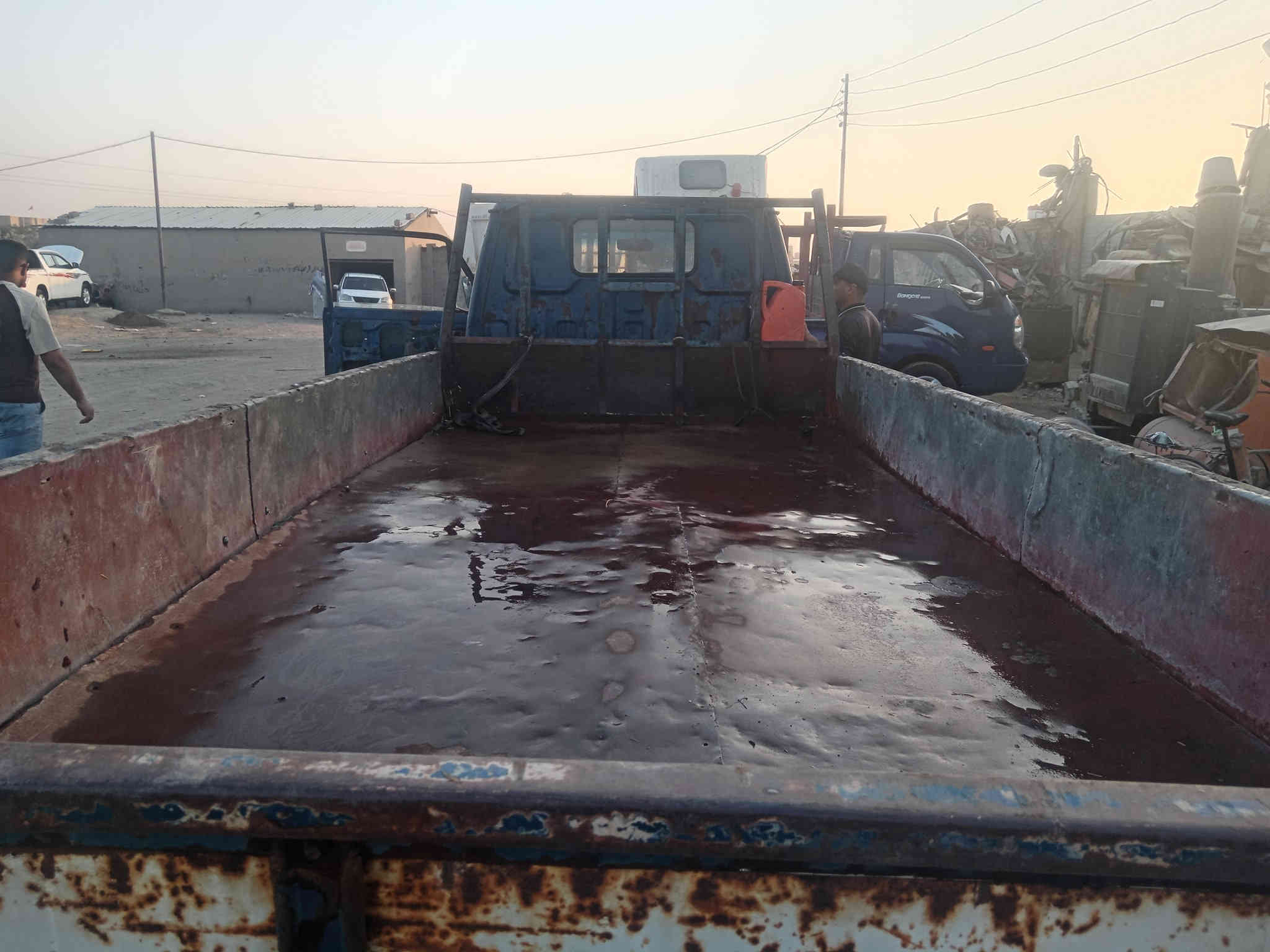 السلام عليكم دانيه حمل جاهزه من محرك وكير سياره نظيف حيل كهربايت كله شغاله تخم تاير محرك بانزين  رقم الماني
 سعره  ٢٩ ورقه مكاني ناصريه قظاء الفجر هاذه رقمي ***********
