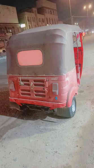 السلام عليكم تكتك 18 بلاديه من لدعاميه لجاملغ شرط تراي مال زيرو التكتك جانت مضمومه بيه فقط خياسات بلدوسه ومعمره ومصبوغه جاهزه عله اخر شي شغل وطلع اوراق كامله شرط الترقيم لاضربه ولا صبغ سعرهه 3850 تلث ملاين وثمنميه وخمسين 
عنواني بغداد الشعب ***********
