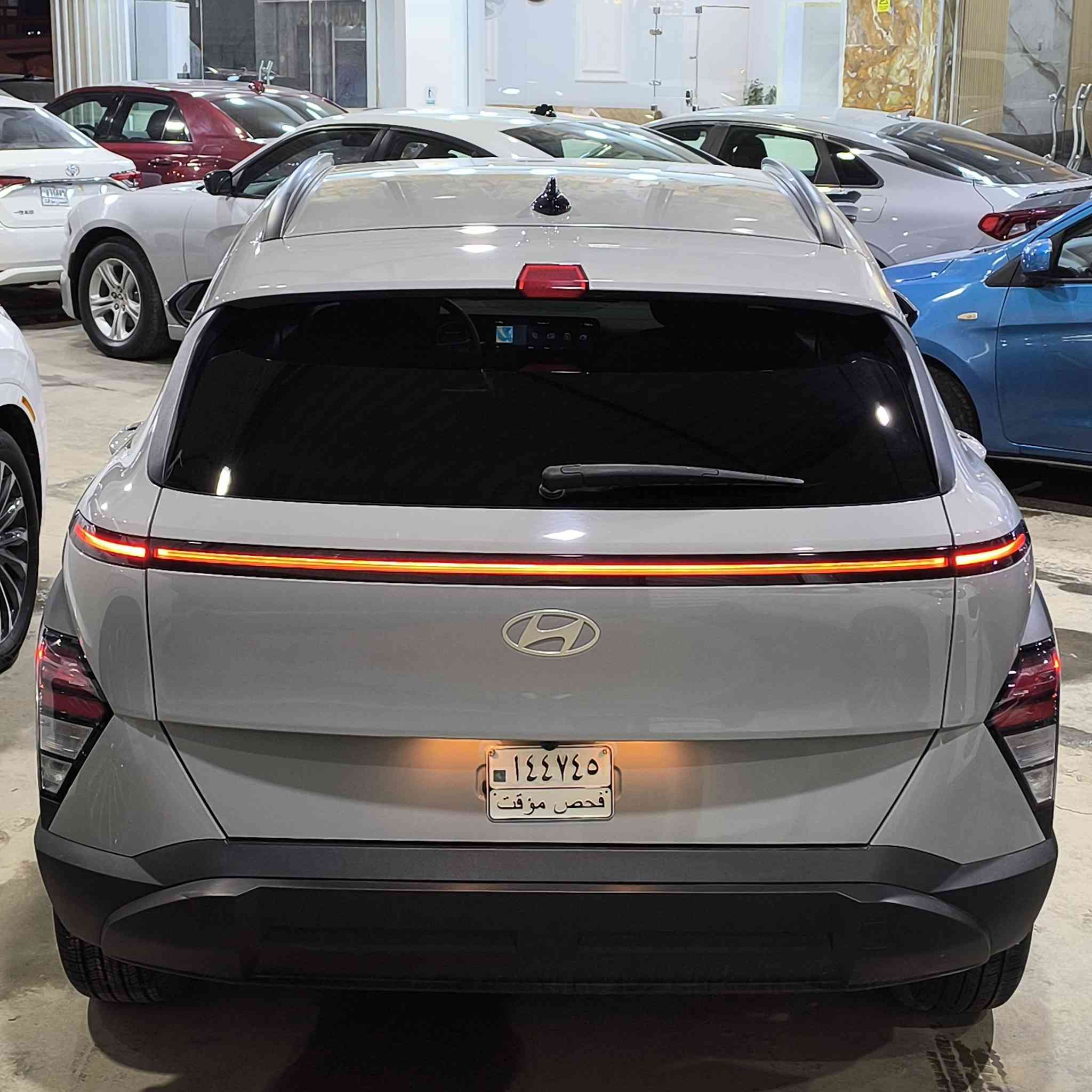 للبيع هيونداي كونا موديل 2024
وارد امريكي حادث دعامية بدون إرباك 
----------------------
مواصفات 🏅🥇
بصمة دخول ذكي تشغيل عن بعد 
رادار تحديد مسار مثبت سرعه 
شاشة متصلة تدعم اندرويد أوت أبل كار بلي 
كير تعليم - شاحن لاسلكي للهواتف 
كشنات كهرباء - تدفئة كشنات 
تبريد قطعتين مناخ منفصل 
اشاير مري - تحذير النقطة العمياء 
باقي المواصفات موضحة بالصور 
----------------------
صور الحادث مرفقة بالمنشور 
السعر 💰 💵 (( 178 )) $$ 
للاستفسار الاتصال على الارقام التالية 
‏‪0772 395 5960‬‏
‏‪0783 199 4494‬‏
