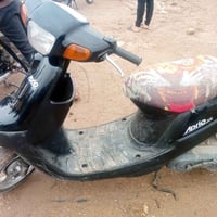 دراجه بطه للبيع السعر 700 وبيها مجال دراجه نضيفه مال رمبه اوراق باسمي ...