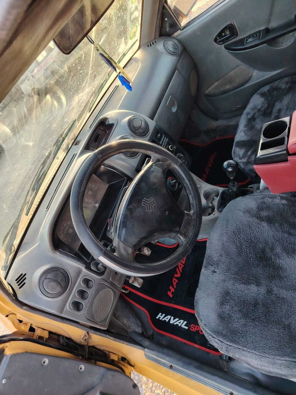 السلام عليكم سايبا للبيع 2015 رقم قادسيه دولي مكينه وكير مكفولات سياره خير من الله حداديه تخم تاير
شواصيها نضيفه كهربائيات كلها شغاله سياره نضيفه كبل ل شارع. السعر 34 مكاني ديوانيه عفك ***********
