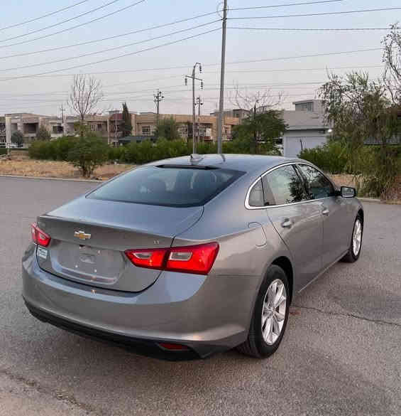 شفروليه ماليبو  LT موديل 2023 
ايرباك : سليم 
______________________
موصفات:
بصمة 
تشغيل عن بعد
ابواب بصمه
شاشة 
كاميرا
ردار
نقطة العمياء
تحديد المسار
تحديد السرعة 
كشن كهربائي
تبريد امامي وخلفي
‏صبغ باب خلفي شبر بهلال الخلفي
بيع او مراوس مع سيارات ارقام شمالية فقط   
السعر 128—————————————————
‭0770163 6045‬ واتساب 
‭0750371 2536‬
 *********** واتساب
