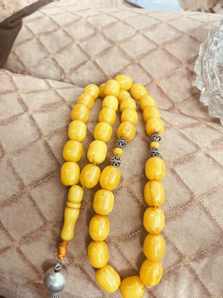 سندلوس الماني قديم الصفره١٣٠غرام صافي١٠٠غرام الدبس اوراشي١٧٥غرام صافي١٥٠ للتواصل***********
