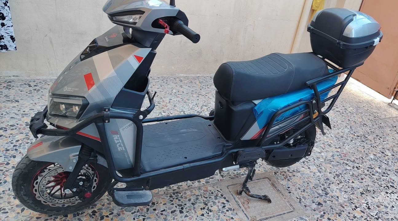 دراجه الماسه شحن 6 بطاريات مدرع موديل 2026 استخدام 3 اشهر فقط الدراجه بعدها لك بالنايلون ترايك من الفلوجه للرمادي شرط تمشي 60 كيلو حقيقي فول مواصفات تشتغل بصمه وكارت نشرات محيطيه تثبيت ستيرن سياقه ذاتيه  وبعد بيها هواي مواصفات مكانها الفلوجه  سعرها 850 الف وترهم مراوس  للاستفسار مراسله الصفحه او الاتصال *********** بي واتساب
