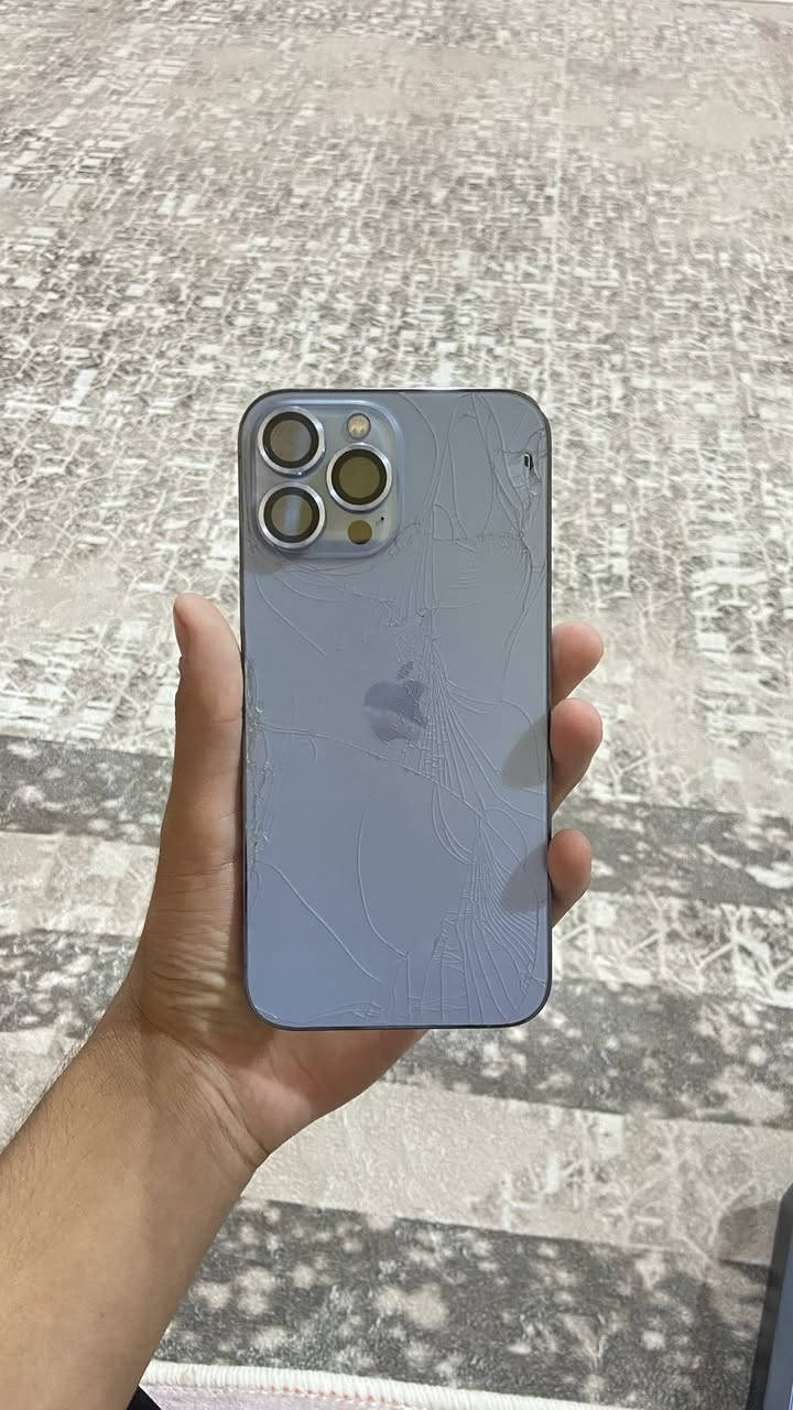 ايفون 13 برو ماكسجهاز كفاله بطارية 77شرق اوسط جهاز بي فطر بل شاشه موضح بل صوره مكسور ضهره جهاز كارتونه وياه اصلي شحنه يخبل ما يصرف سعره 525 وبي مجال مكاني البصره القبله مراوس عادي بآيفون رقمي *********** واتساب
