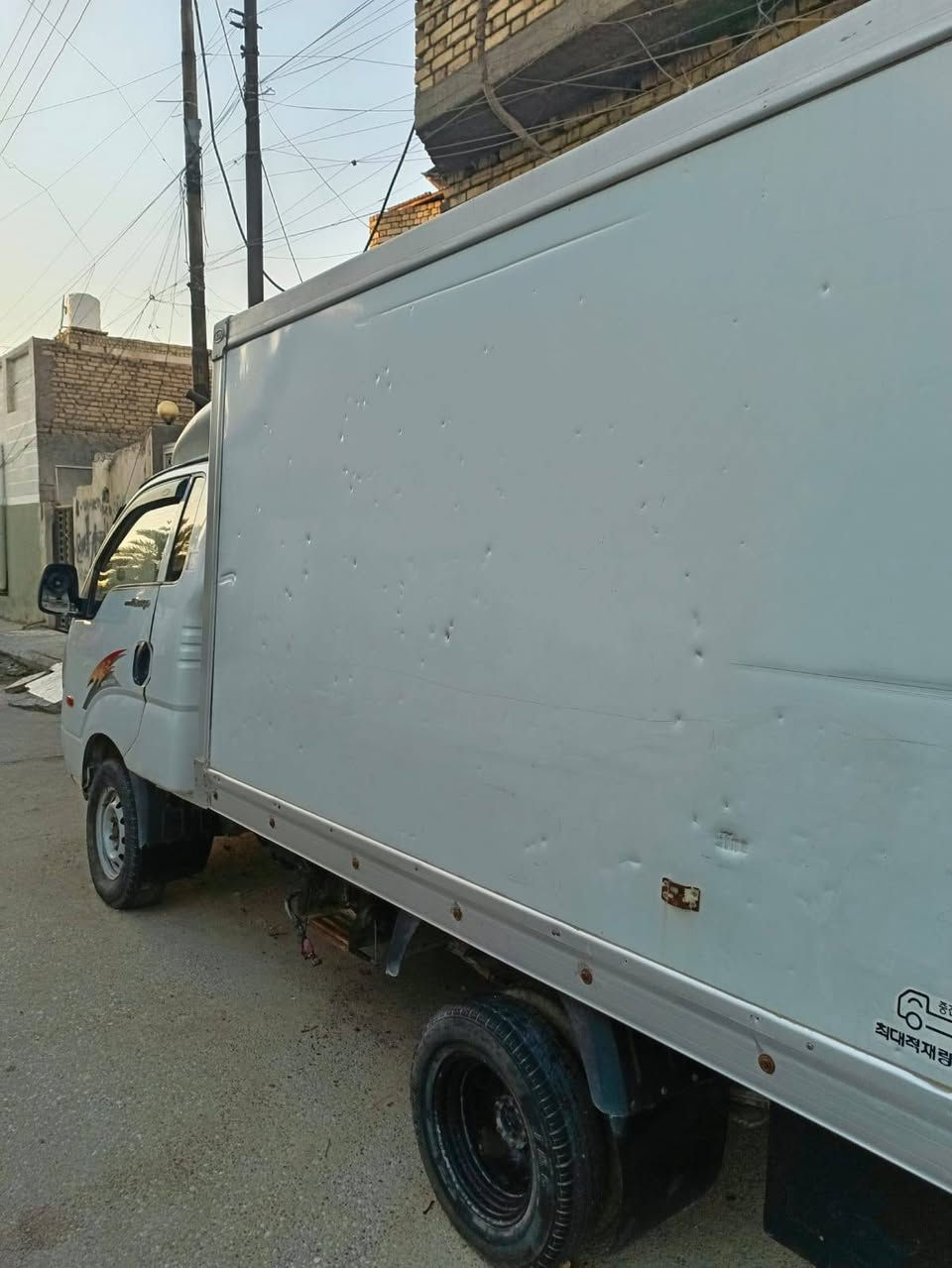 السلام عليكم متوفر كيا براد مكينه 3000 مفتوح رقم انكليزي سنويه 2029 تجميد تبريد امامي خلفي للاستفسار الاتصال على الرقم ***********
