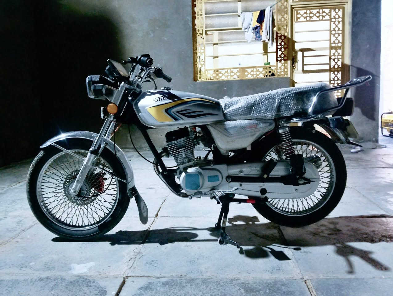 السلام عليكم دراجه تايكر خمسه كير موديل 2025اوراق سكنر المكان عفك التواصل خاص


**إذا كنت صاحب هذا الإعلان وتريد حذفه لأي سبب، رجاءا أرسل رسالة إلى الدعم الفني**