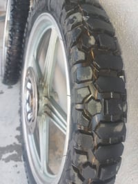 وياله إيراني جدد لاعواج لالحيم نضافه ١٠٠ ب ١٠٠ وتايرات جدد التك ب ٣٥ ت...