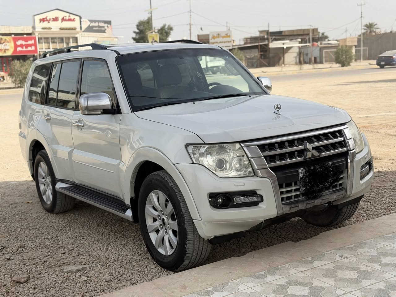 سلام عليكم باجيرو موديل 2014 خليجي محرك 3ونص 
فول مواصفات رقم بغداد نكليزي سياره باسمي مكينه كير كفاله 
بيه صبغ 3 مكانات 
السعر 137 وبيه مجال  فتحه كنش كهرباء 
***********
