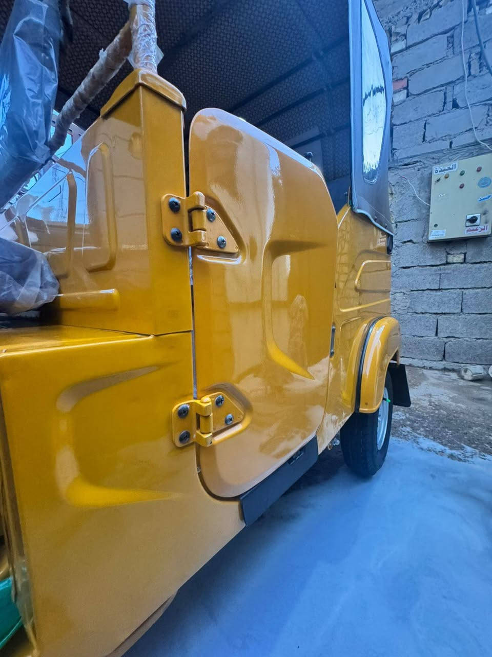 تكتك مديل 22 شهر 8 بلسنويه مكفوله كفاله عامه مكينه وكير واكسن وكشر مثل لصور واحلا الله شاهد جانت بلحجز ومطلعه من لمعرض يعني زيرو التكتك ***********
