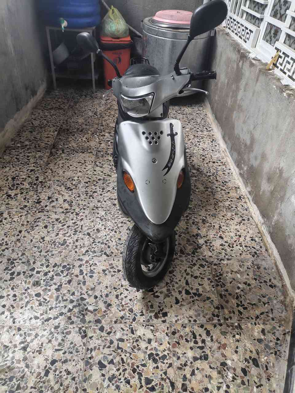 السلام عليكم دراجة بازين 60 نوعية بيجي 9زروف درجة زينه كلشي مابيه عوزه نواقص بسيطه مثل سلف دكمه ماكو وقطه مال باتري وباقي كلشي موجود ودراجه ماداخله تصليح كل عل وضع وكاله ودراجه من بيت للمدرس  وسعر انته خلي بس كون بل يرضي الله ومراوس عادي


**إذا كنت صاحب هذا الإعلان وتريد حذفه لأي سبب، رجاءا أرسل رسالة إلى الدعم الفني**